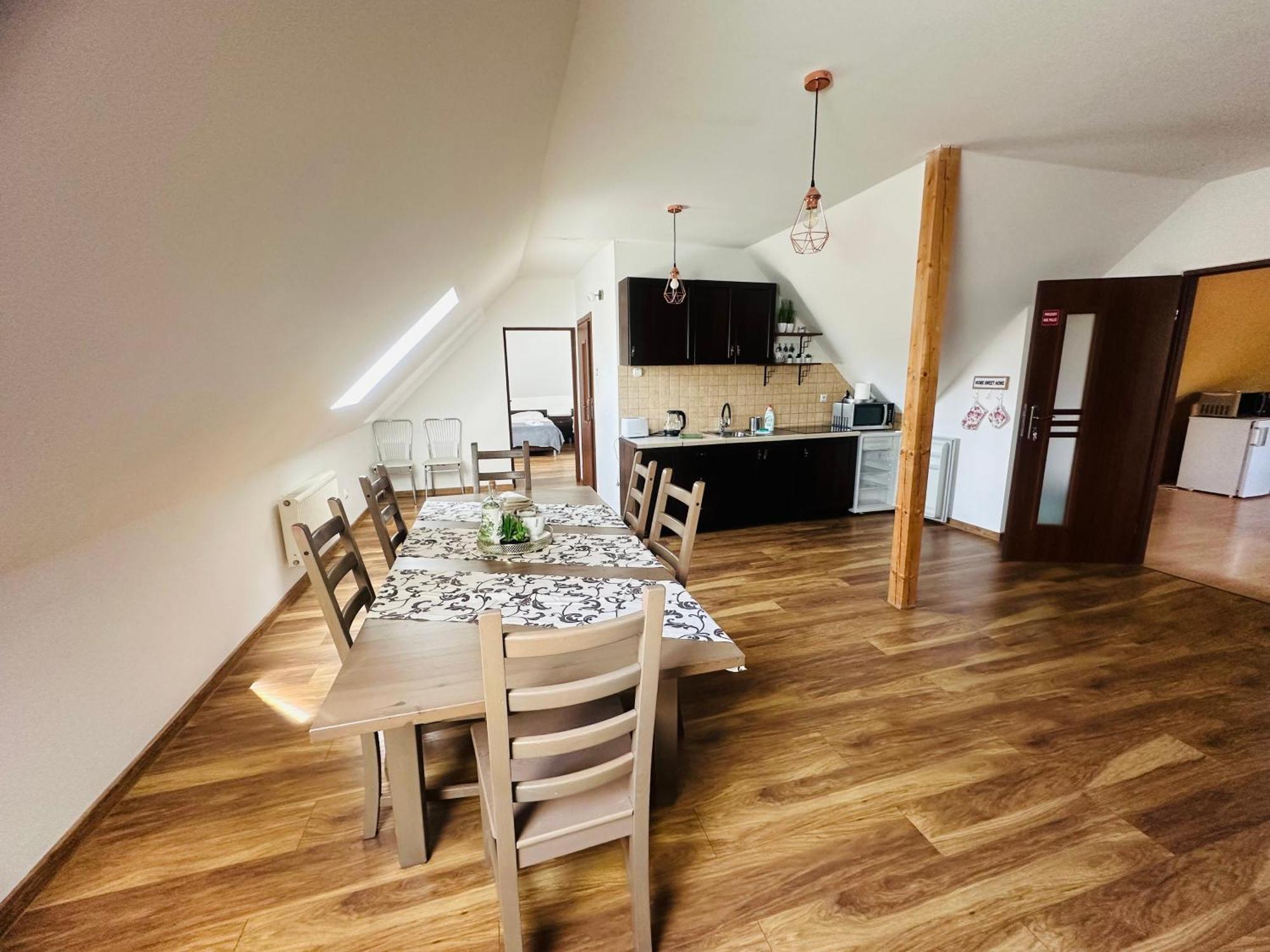 Dom Supelek Bed & Breakfast Duszniki Zdroj Luaran gambar