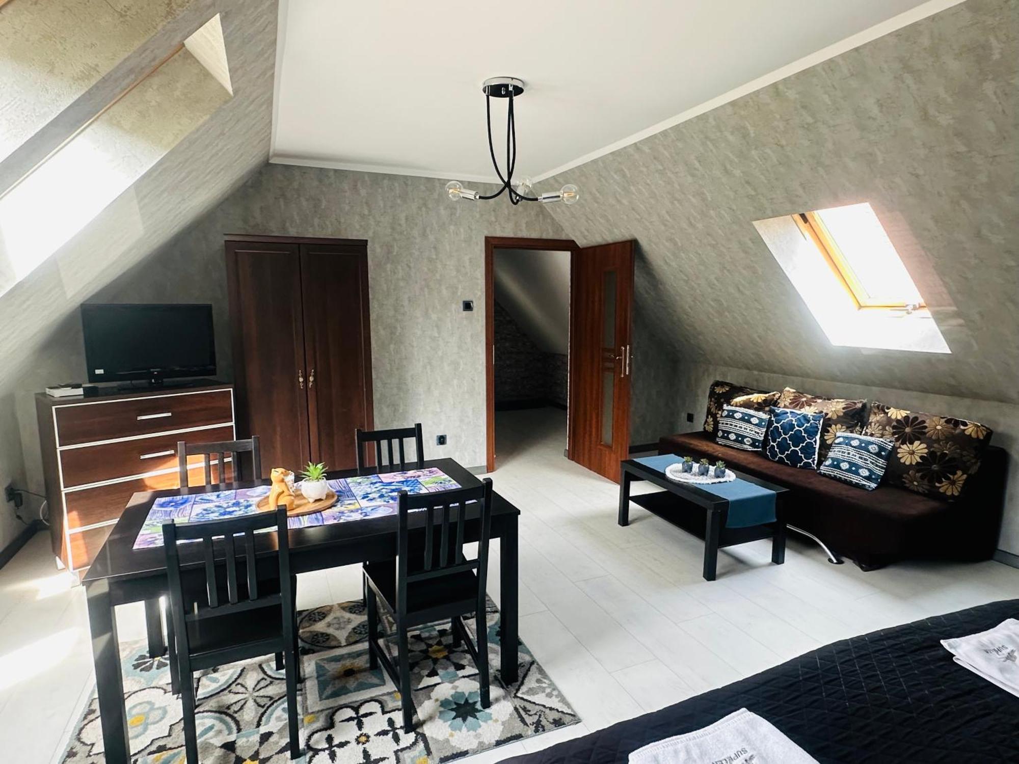 Dom Supelek Bed & Breakfast Duszniki Zdroj Luaran gambar